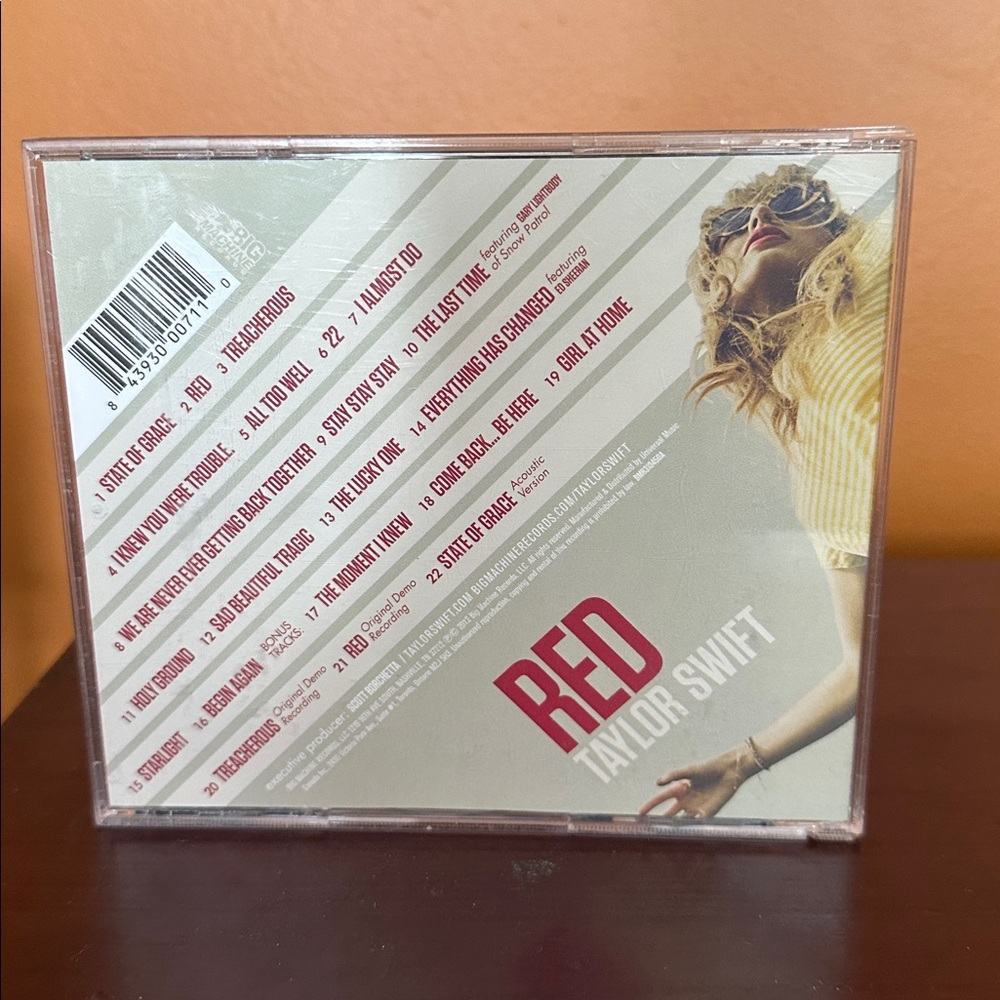 Taylor Swift Red Double CD - Picture 2 of 6